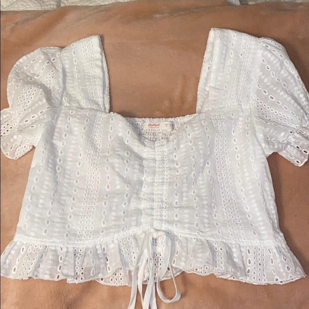 White crop top